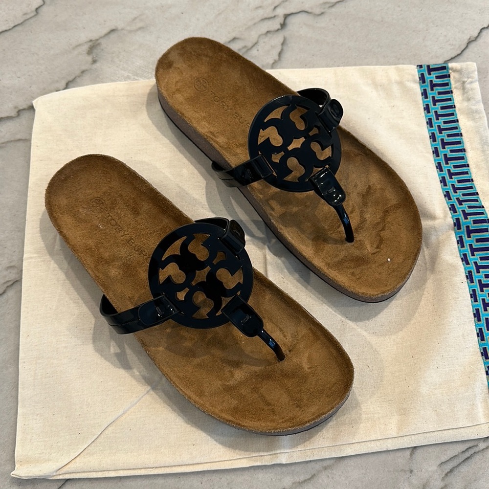 Never worn Tory Burch Miller Cloud sandals